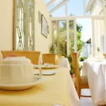 Abbey بيت ضيافة 4*