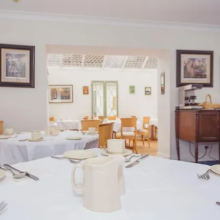 Konukevi Abbey 4*